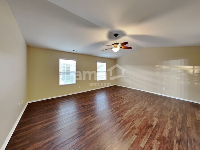 Building Photo - 1836 Meadow Crossing Dr