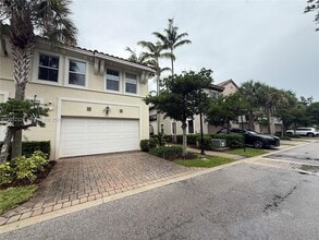 Building Photo - 3341 NW 125th Ln