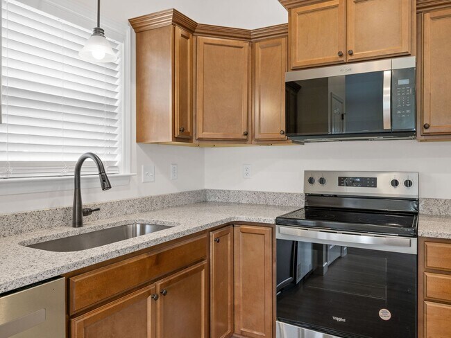 Building Photo - Beautiful New Construction--3 Bedrooms, 2 ...