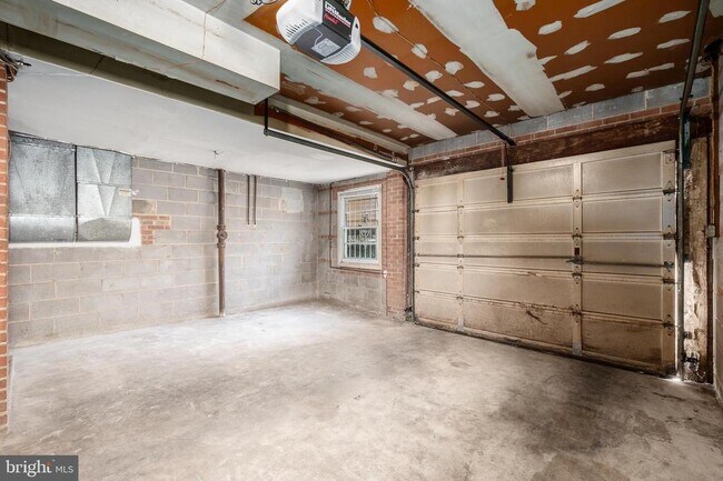 Building Photo - 4208 16th St NW