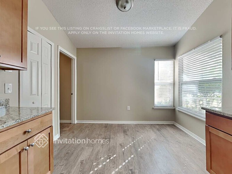 Building Photo - 4222 Shades Crest Ln