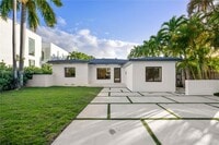 Building Photo - 900 W 47th Ct