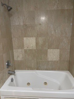 Building Photo - 6341 N Washtenaw Ave