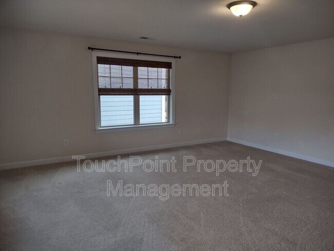 Building Photo - 1019 Hamilton Mill Dr