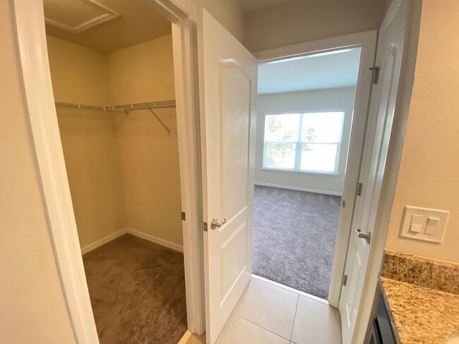 Building Photo - 600 Northern Way