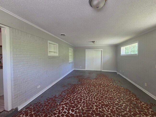 Building Photo - 1486 Patterson St