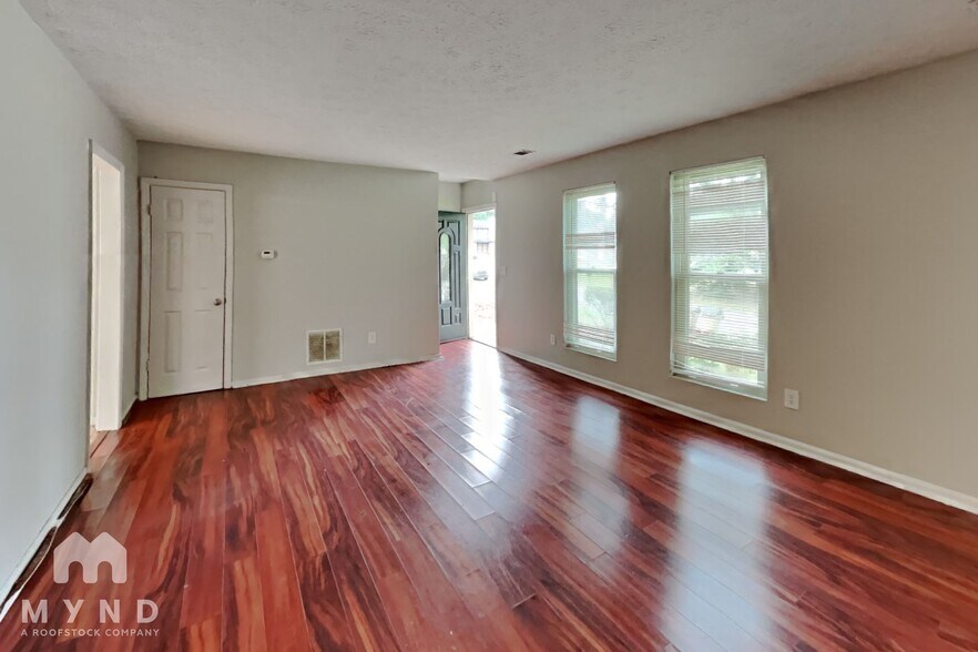 Building Photo - 785 Edenton Ct