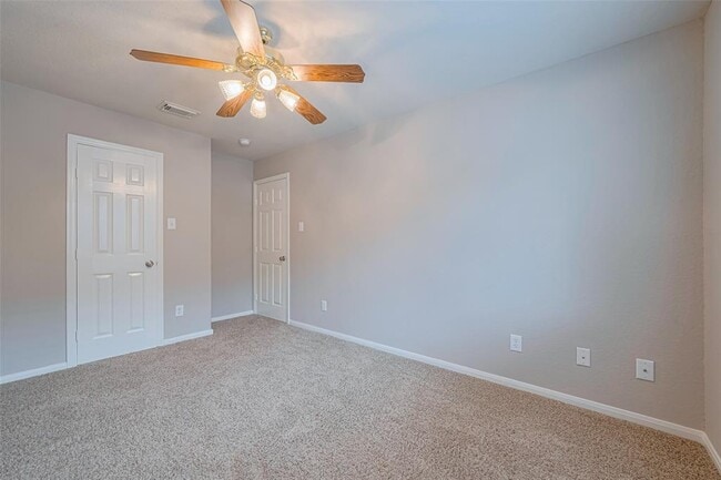 Building Photo - 17323 Thicket Hollow Ln