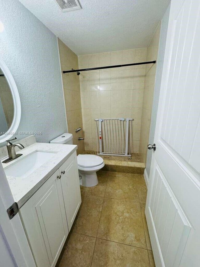 Building Photo - 8270 SW 149th Ct