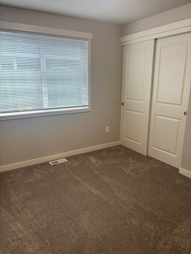 Building Photo - Beautifully Remodeled Single-Level House in North Newberg