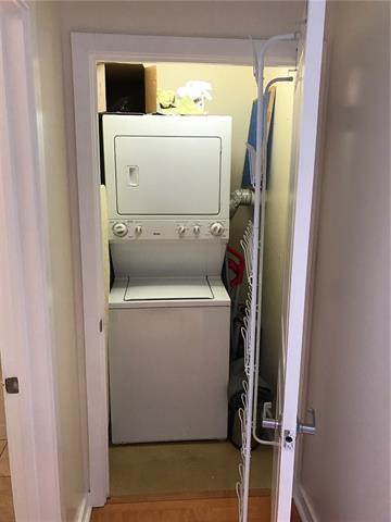 Building Photo - 1200 Main St