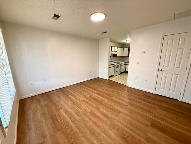 Building Photo - 46 Sandalwood Wy