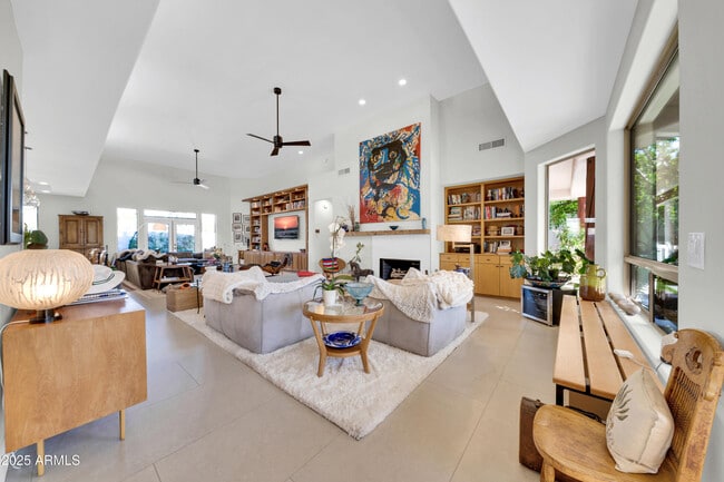 Building Photo - 6139 N 31st Ct