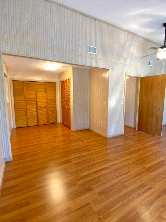 Building Photo - 4069 Christopher Ln