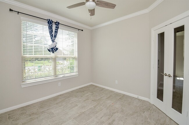 Building Photo - 24918 Meadowthorn Crest Ln