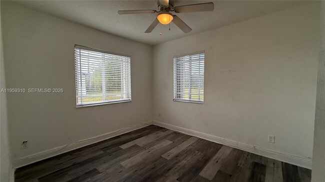 Building Photo - 2811 NW 26th Ave