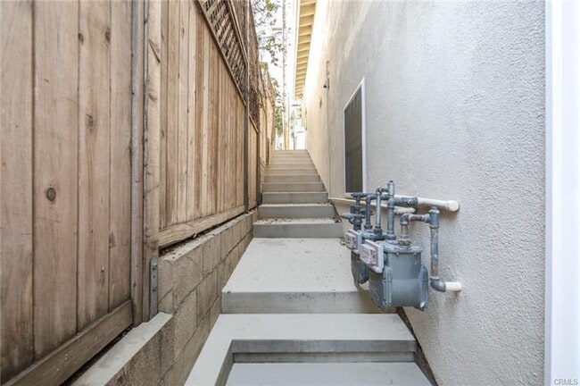 Building Photo - North Laguna One Bedroom with Ocean View