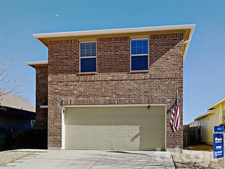 Building Photo - 15102 Verela Dr
