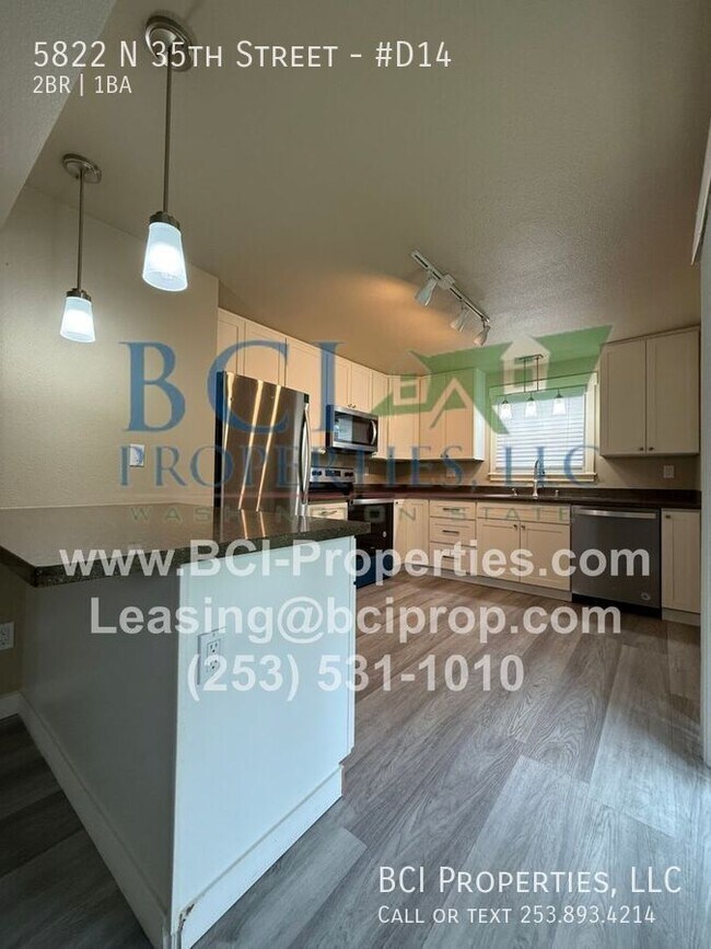 Building Photo - 5822 N 35th St