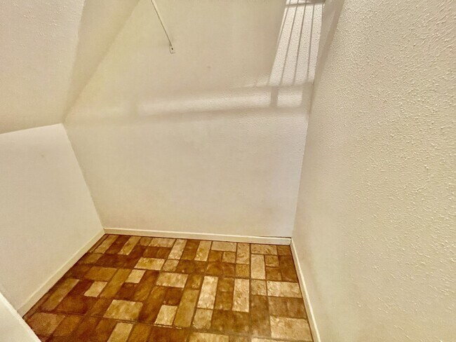 Building Photo - 2711 Grants Lake Blvd