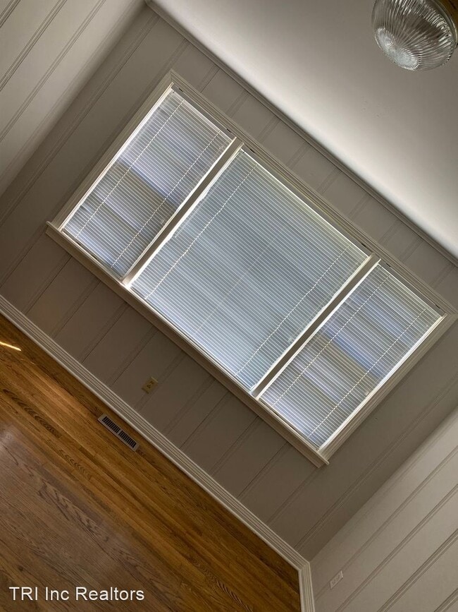 Building Photo - 2 br, 1 bath House - 2306 Torrey St