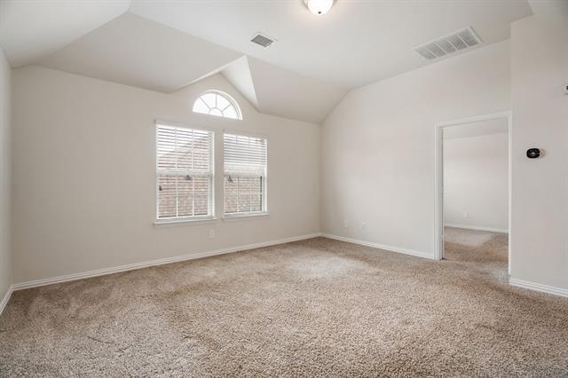 Building Photo - 112 Basswood Dr