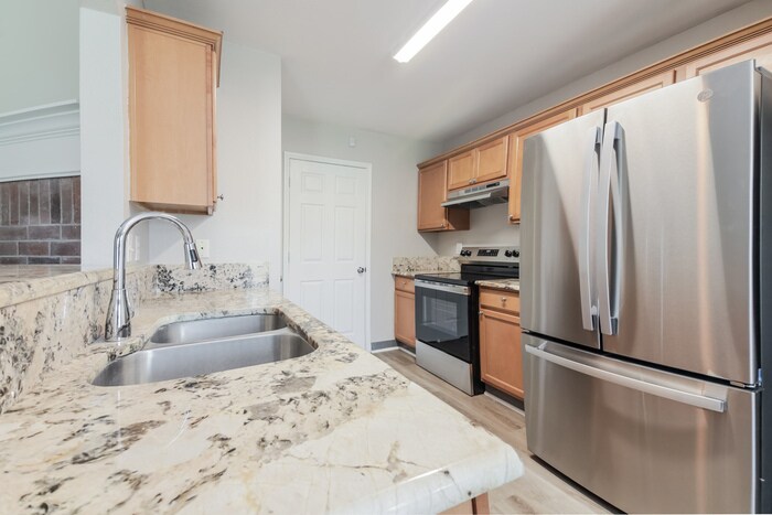 Building Photo - 2534 Paseo Paraiso