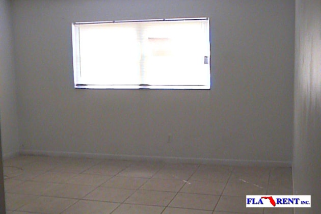 Building Photo - 2/2 Condo in Kissimmee