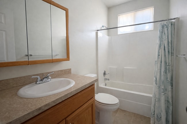 Building Photo - 508 E Grant Ave