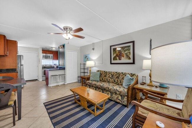 Building Photo - West Maui 2BD Condo Across from Beach Park | Furnished | Ground Floor
