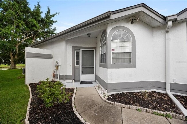 Building Photo - 5802 Parkview Point Dr