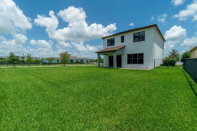 Building Photo - 5447 Starfish Rd