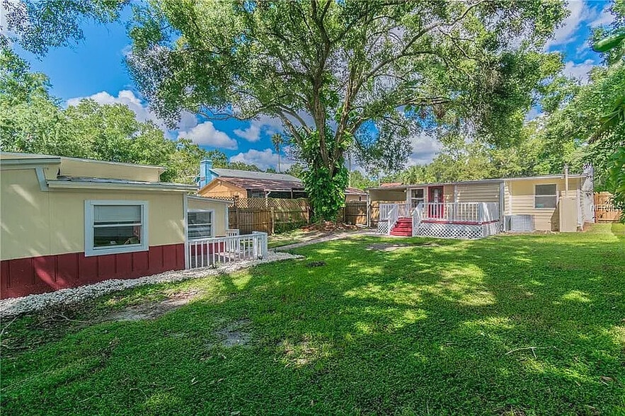 Building Photo - 228 W Jean St