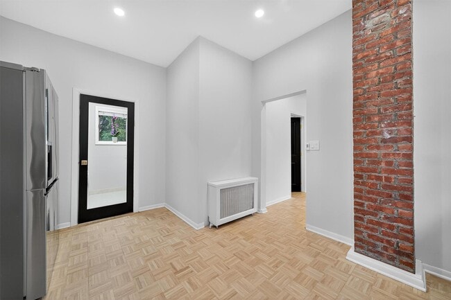 Building Photo - 151 Harrison S Ave