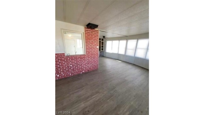 Building Photo - 367 MacFarland Ave