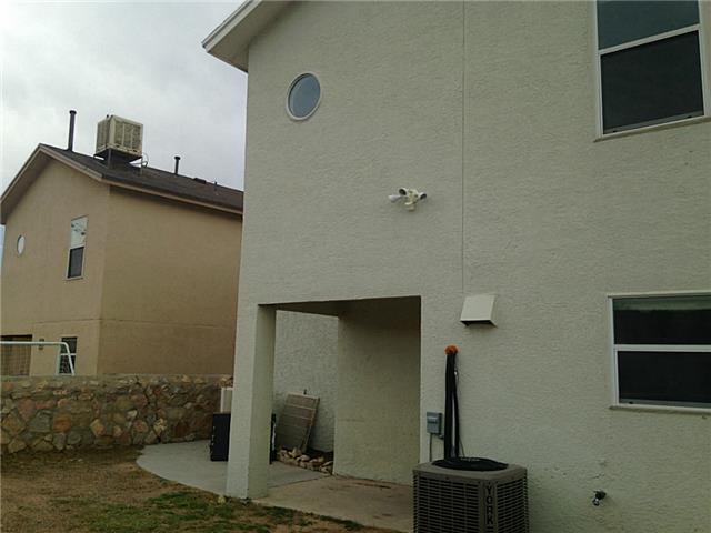 Building Photo - 9159 Texas Red Dr