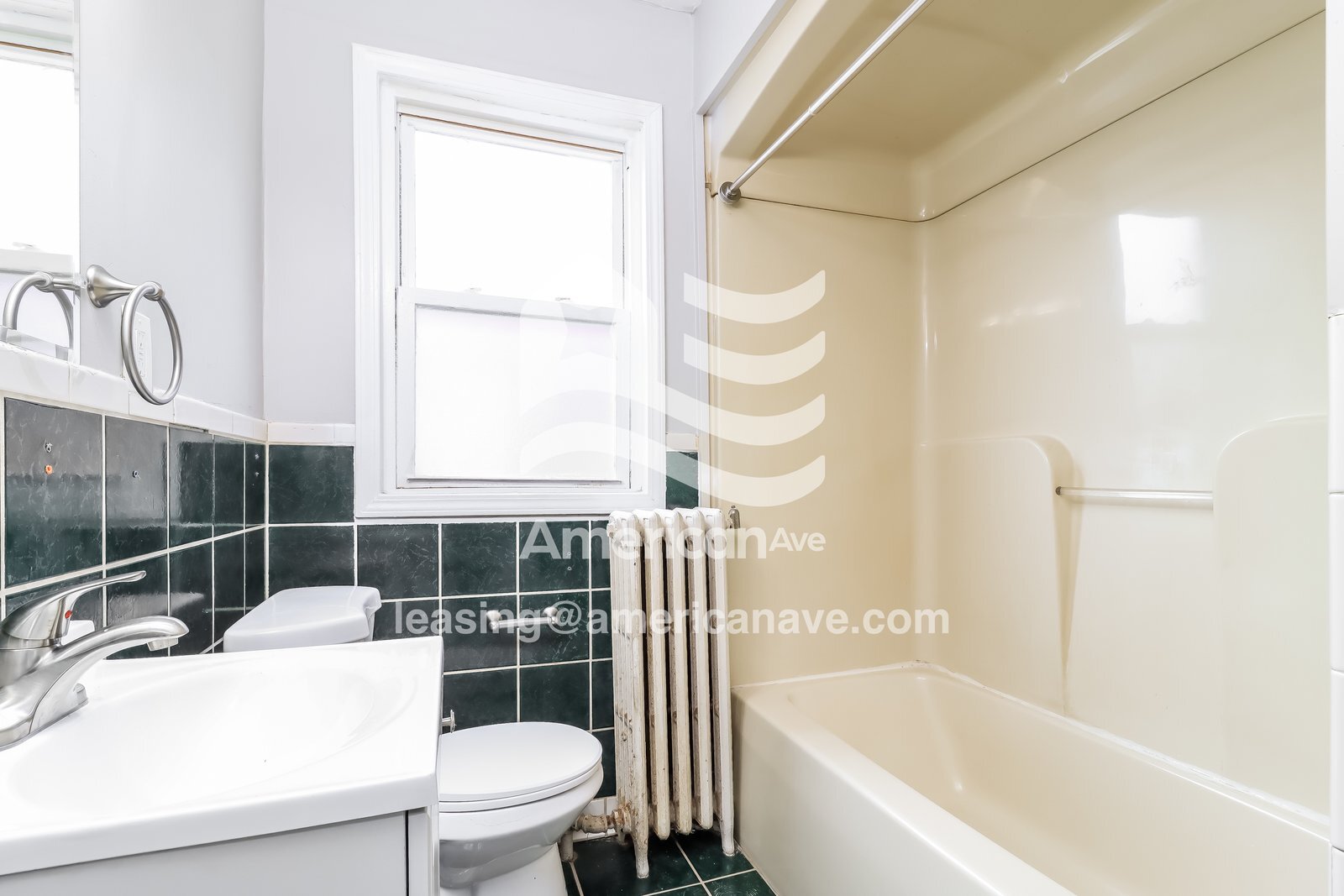 Building Photo - 16565 Kentfield St