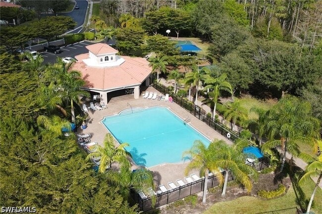 Building Photo - 3223 Antica St