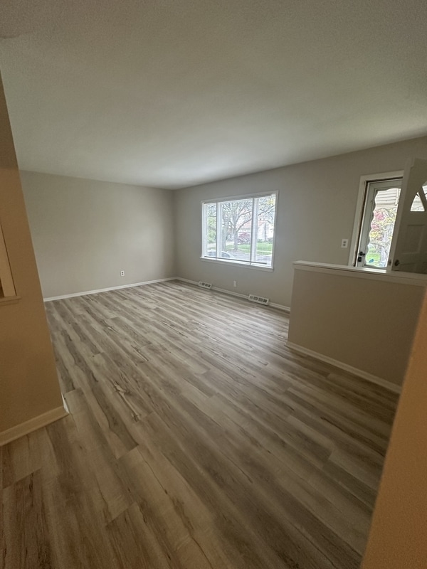 Building Photo - 4913 Donovan Dr