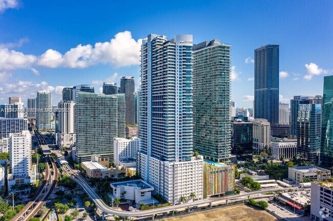 Building Photo - 60 SW 13th St