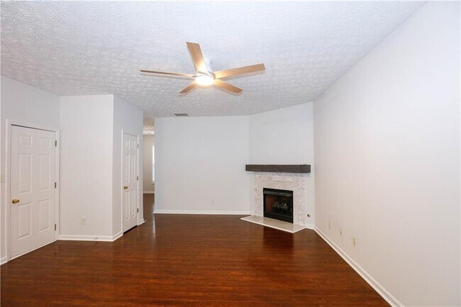 Building Photo - 3048 Kentmere Dr
