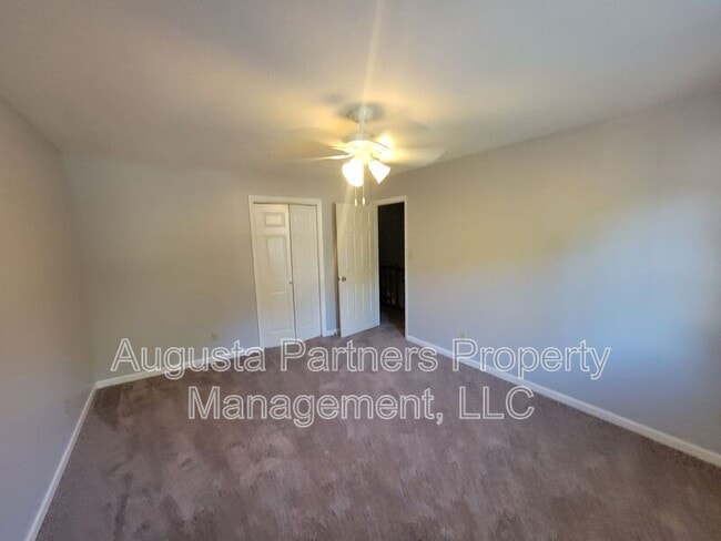 Building Photo - 4768 Red Leaf Ct