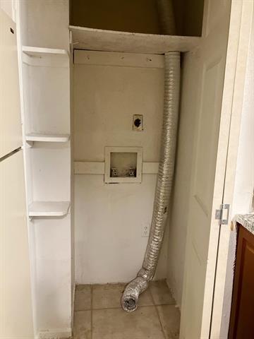 Building Photo - 7152 Fair Oaks Ave