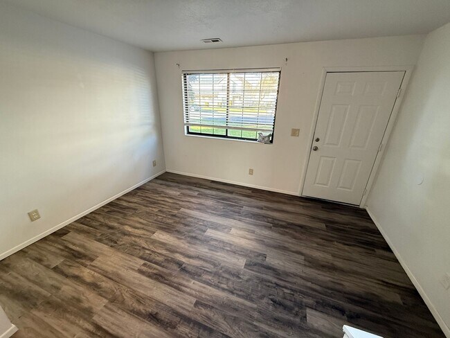 Building Photo - 1413 W 1650 N