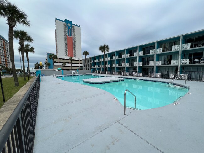 Building Photo - 1600 S Ocean Blvd