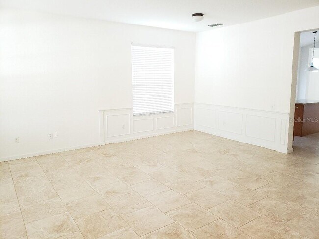Building Photo - 1125 Lascala Dr