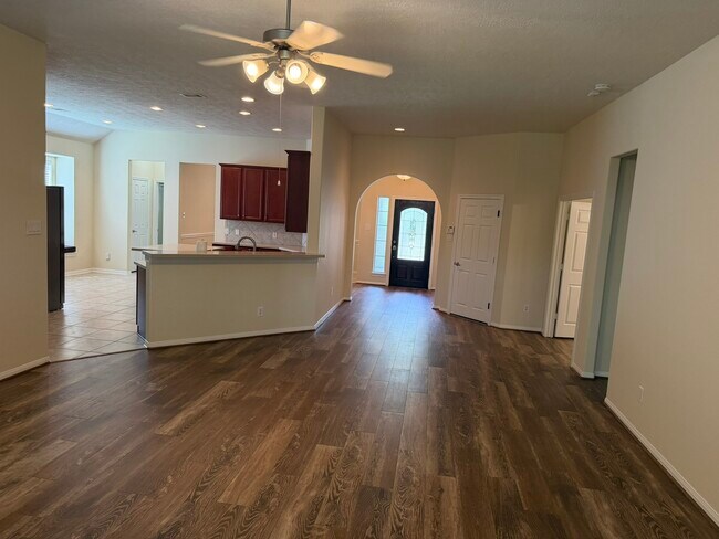 Building Photo - 21406 Avalon Queen Dr