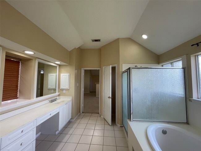 Building Photo - 3511 Velasco Ct