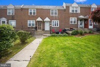 Building Photo - 7334 Woodcrest Ave