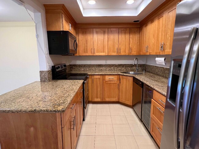 Building Photo - 800 Sea Spray Ln